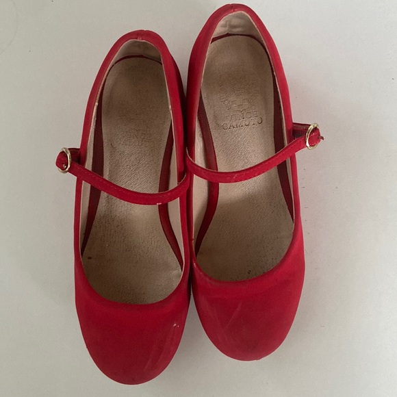 Vince Camuto Other - Vince Camuto red shoes size 2. Preowned. See pictures.
